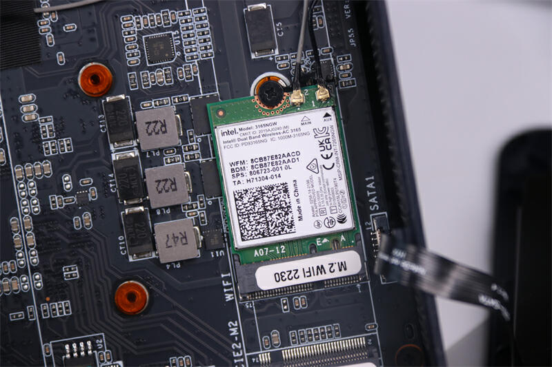 不足千元，零刻EQ59使用半年分享！加装内存+SSD性能如何？