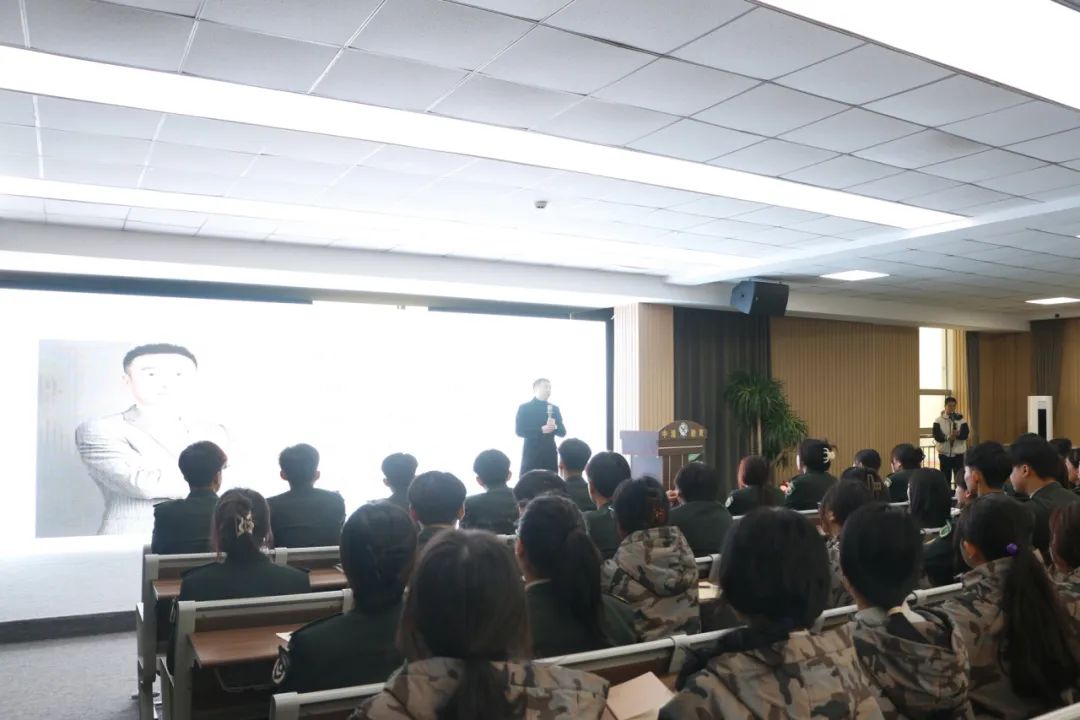 大连中港通关学校简介,大连中港通关学校