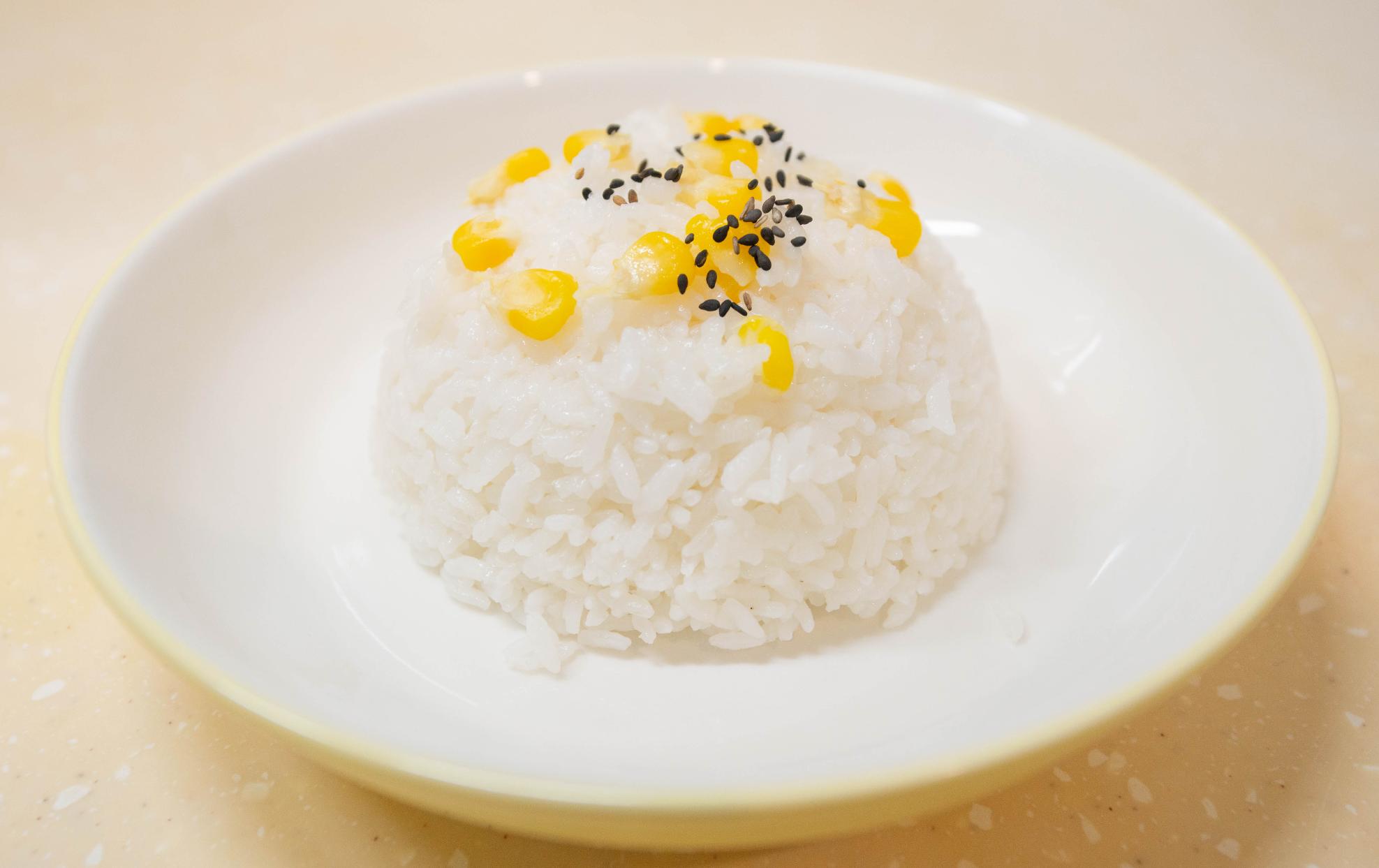 米饭煮的好和电饭煲有关系么,煮了5天的米饭还能吃吗