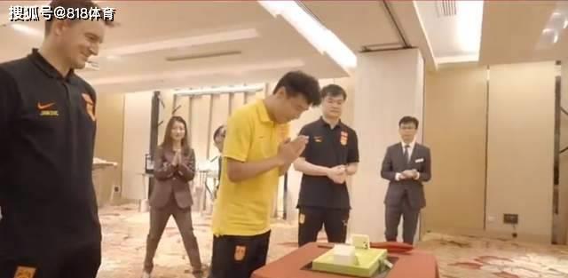 国足首胜武球王梅开二度,武球王亚洲杯视频