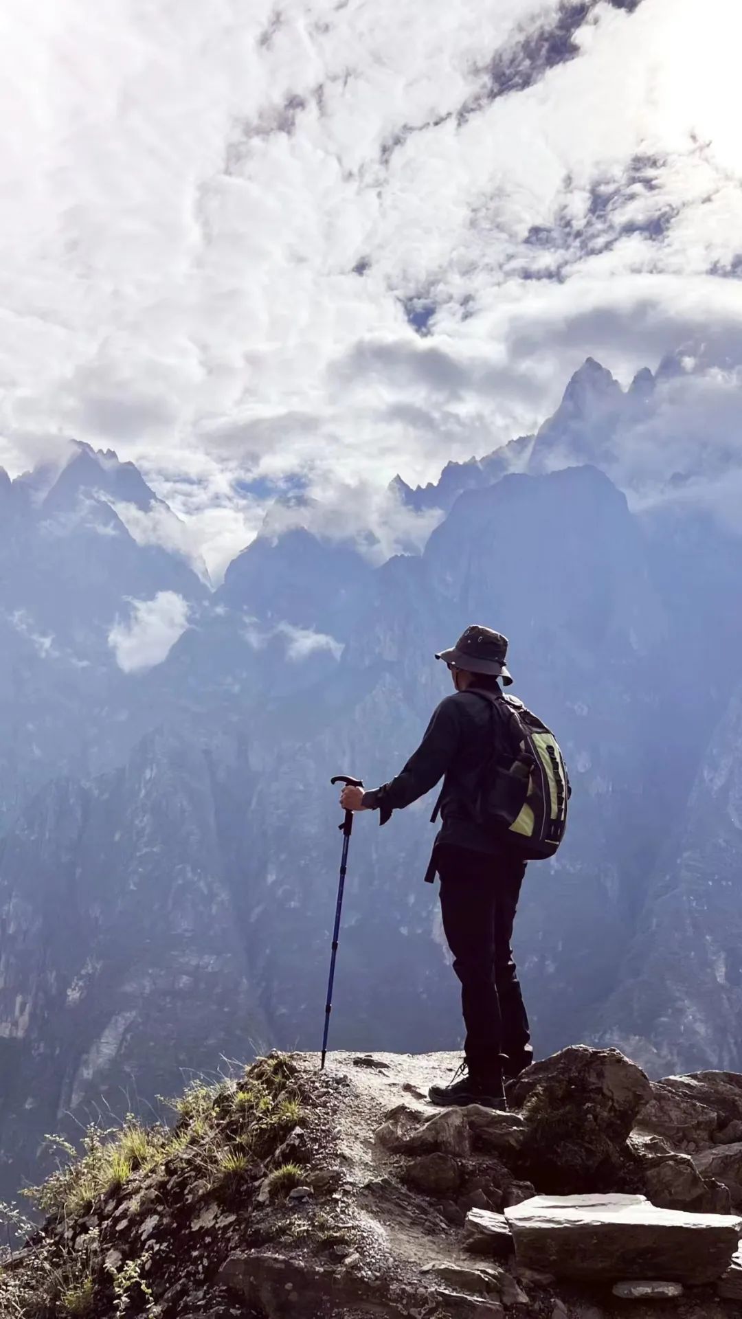 Moments｜创业者的2022：Recharge，劫后新生，海葵复苏了