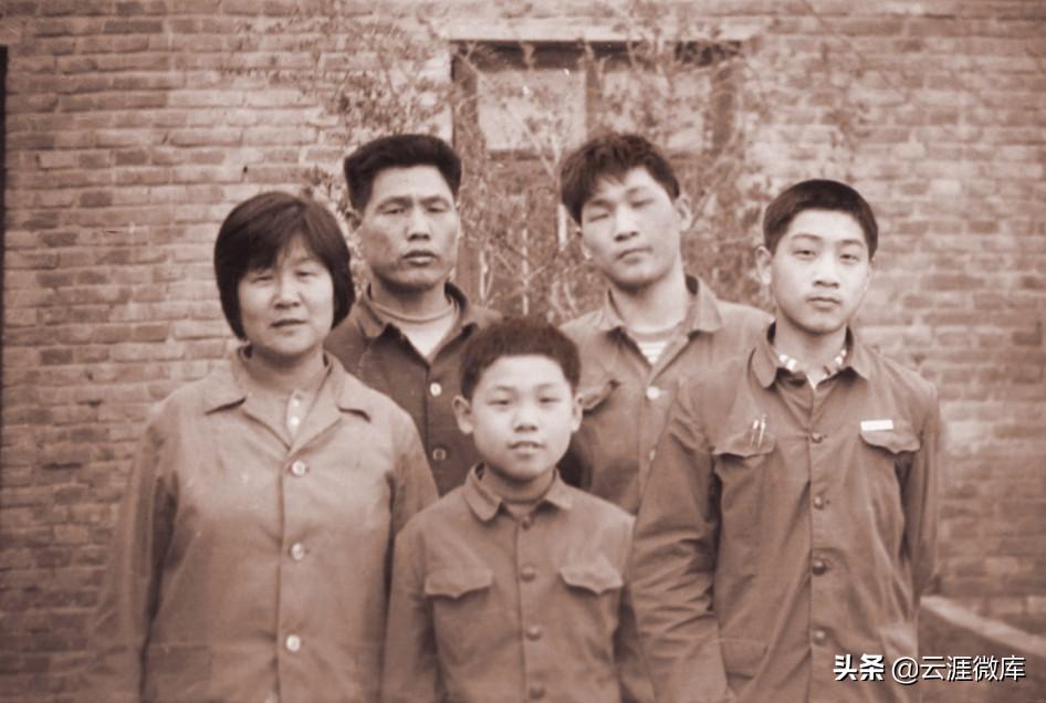 雁过留声，人过留㾗，我把父亲传记编入家谱，永远铭记