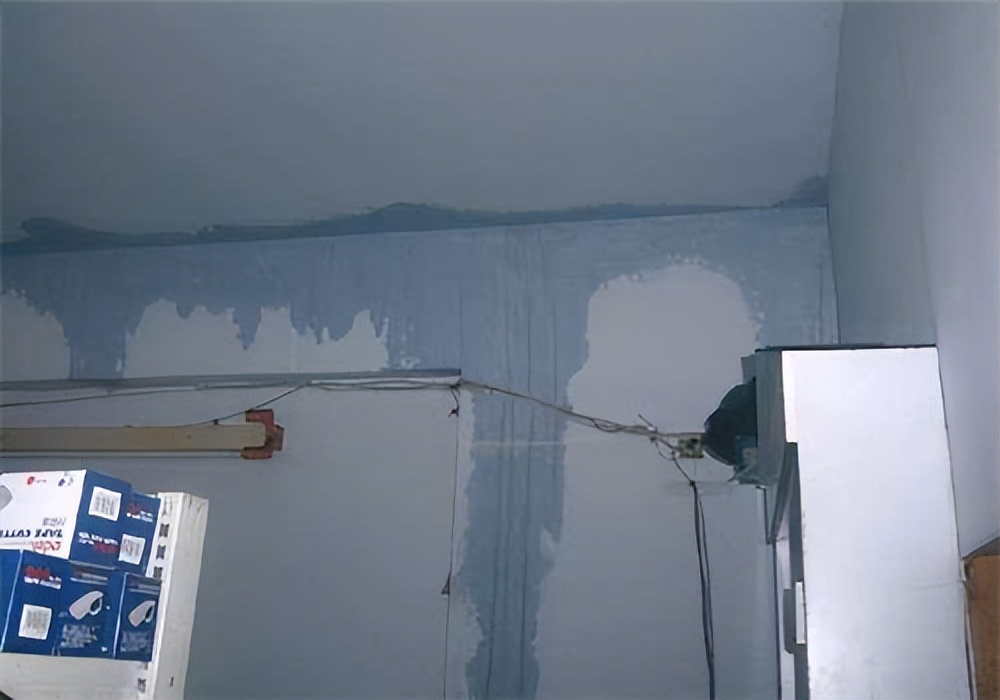 厕所墙面漏水渗水如何处理,墙面漏水发霉起皮怎么处理