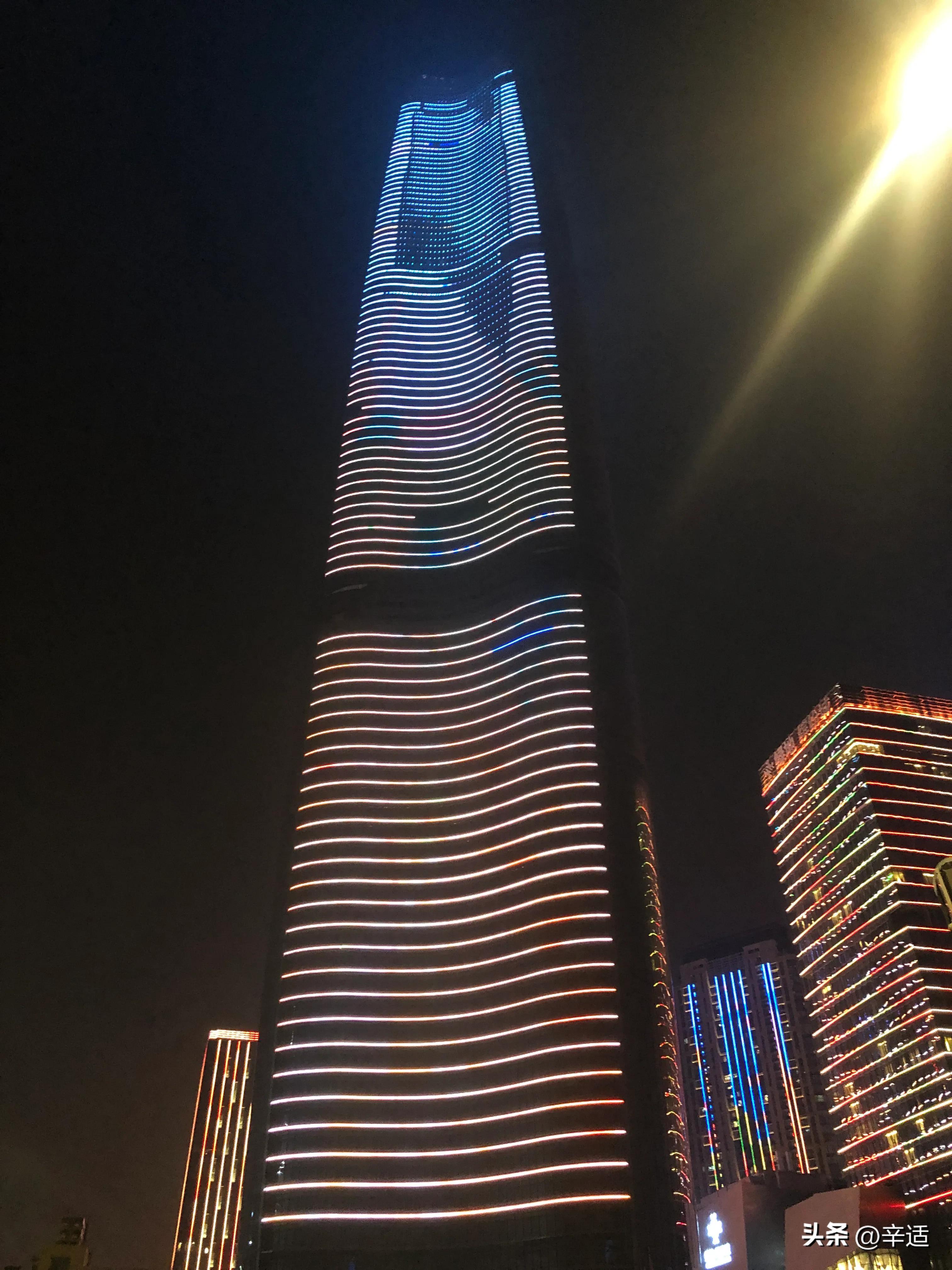 武昌绿地缤纷城总高度,武昌绿地缤纷城楼盘价格