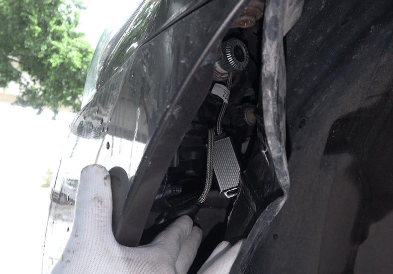 天籁改装几何光束大灯,2012款天籁更换led大灯