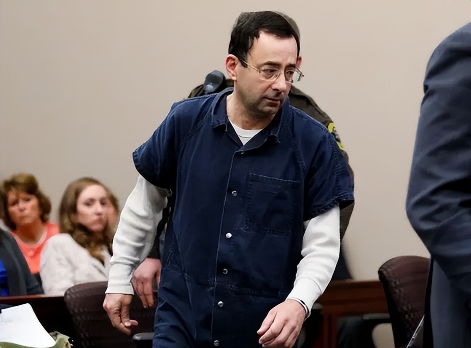 美国体操名将被指性侵,美国体坛史上最臭名昭著的丑闻