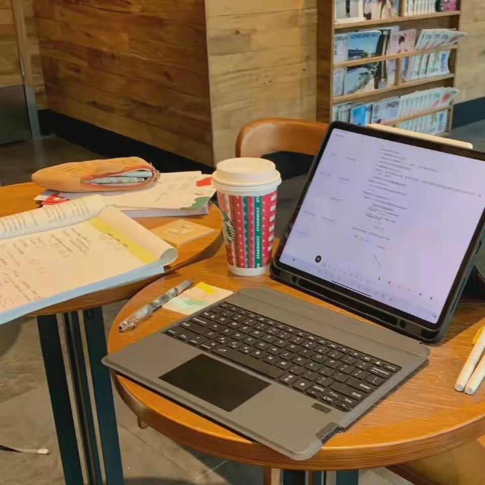 简短温柔的日常文案,冷淡的乱七八糟文案