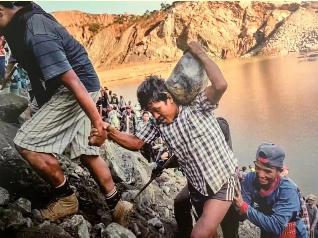 翡翠行业水有多深你知道吗,翡翠行业必须知道什么