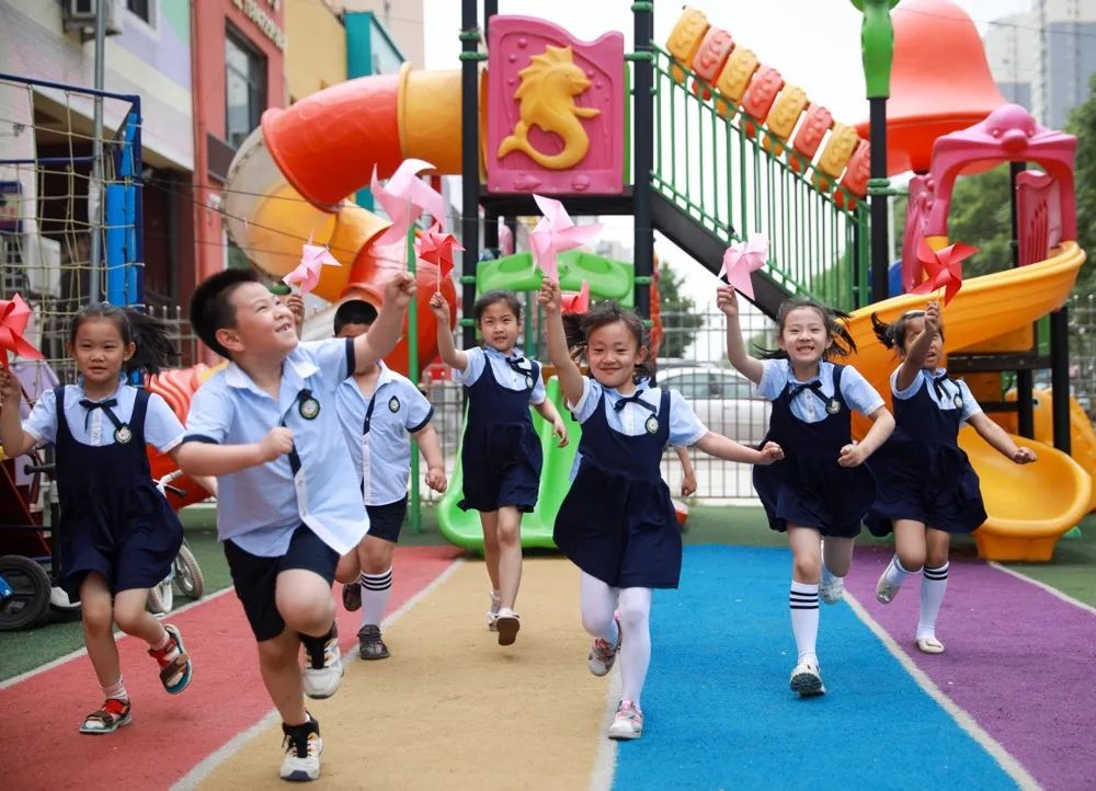 以爱童行圆梦六一活动,童心飞扬快乐成长六一儿童节