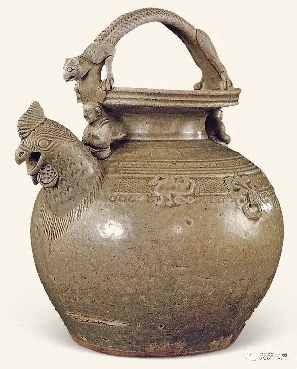 意大利藏元青花凤首梅瓶,大英博物馆元青花葡萄纹玉壶春瓶