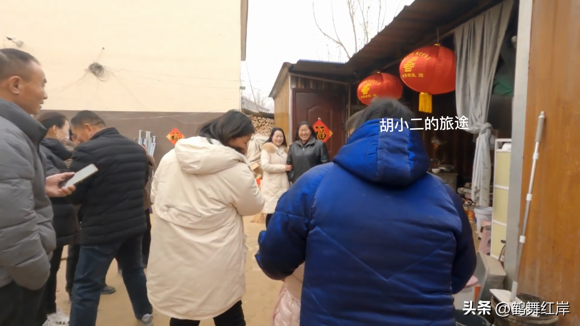 大衣哥关心集市,大衣哥慰问农民