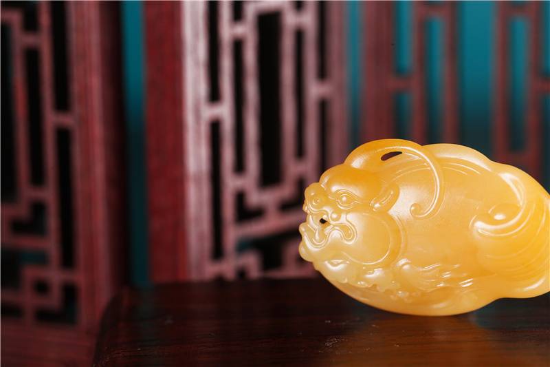 白玉值钱还是黑玉值钱,白玉黄玉价格是多少钱