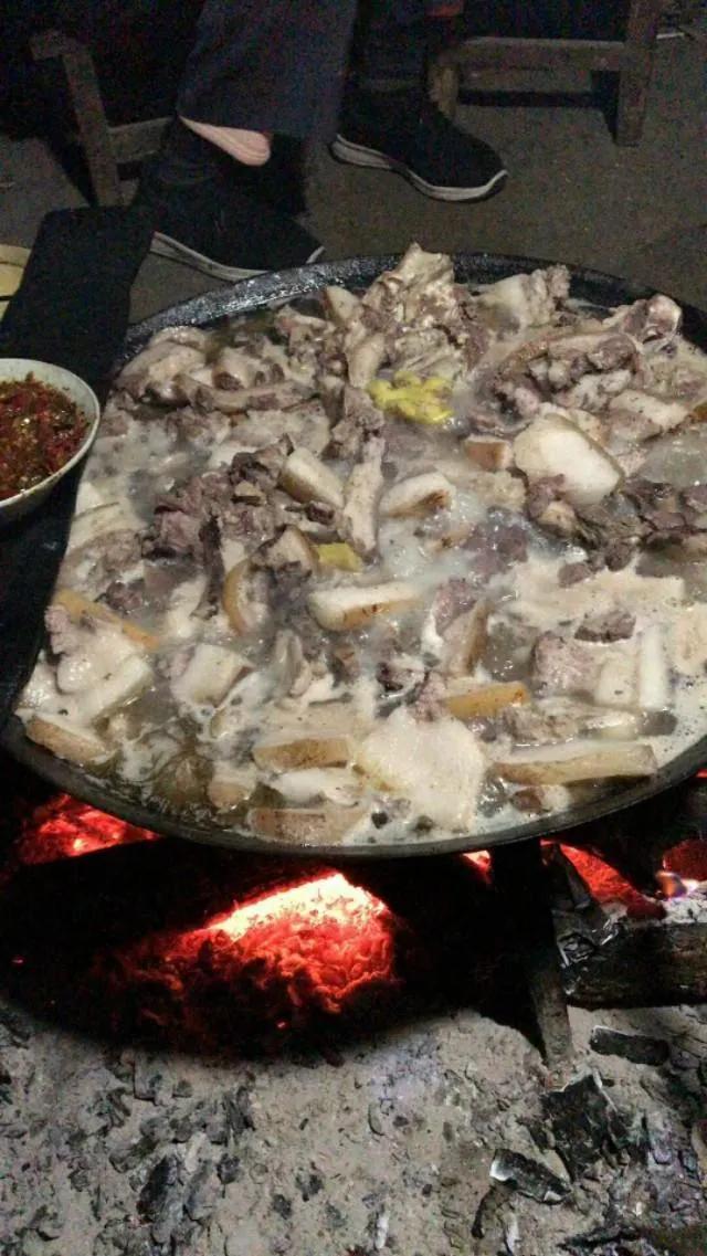 吃刨猪汤有什么讲究吗,吃刨猪汤是什么意思