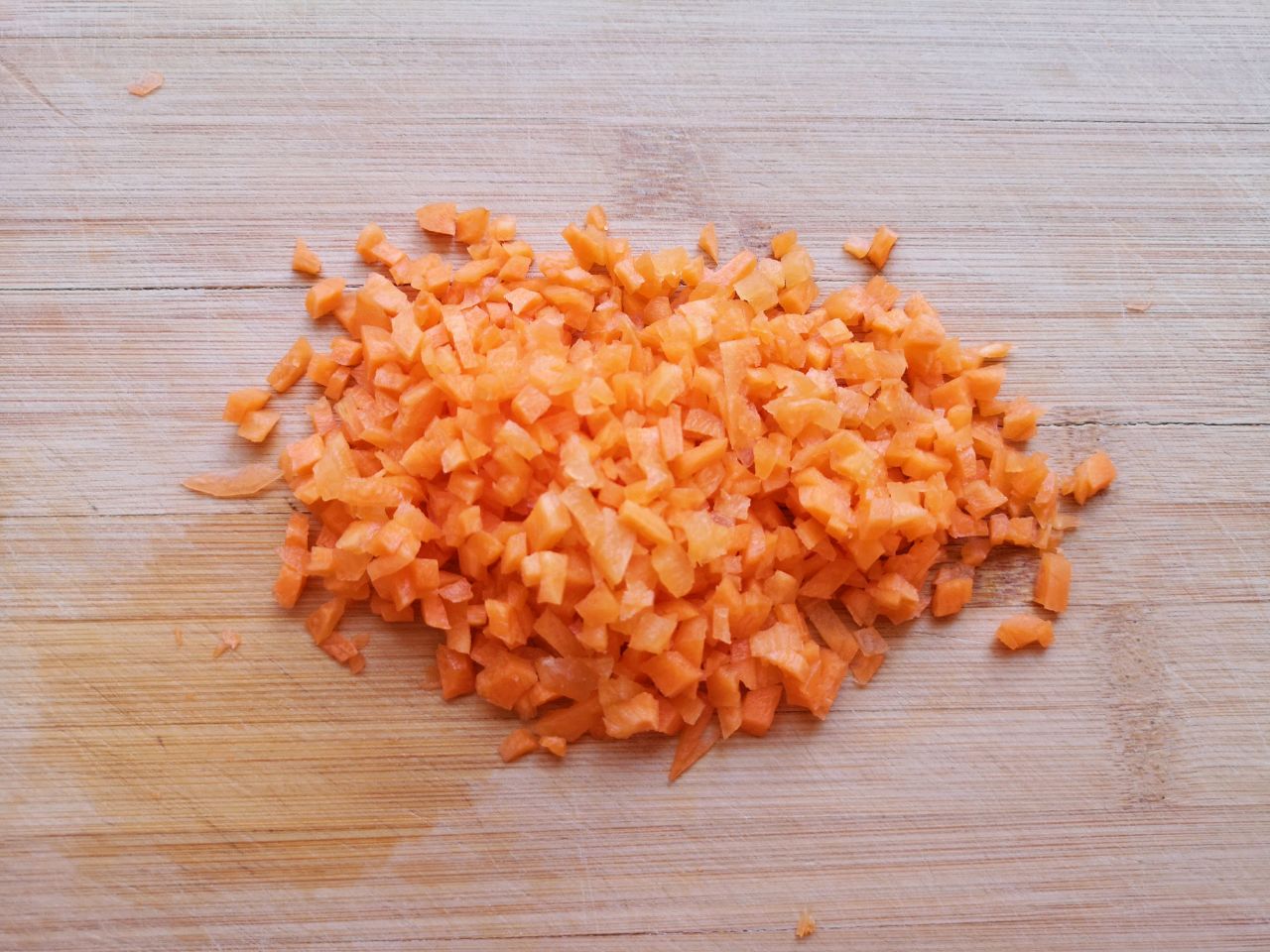 家庭版山药玉米胡萝卜粥做法,胡萝卜山药粥的家常做法养胃