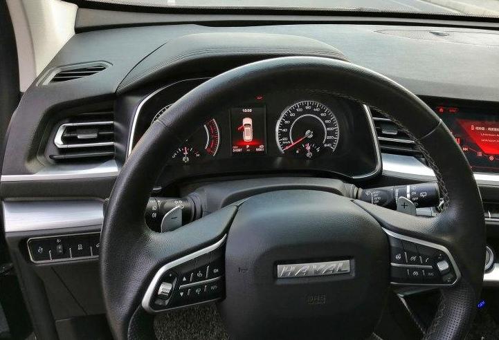 老车有味道,配备贴心,尤其是固铂HTS很好用