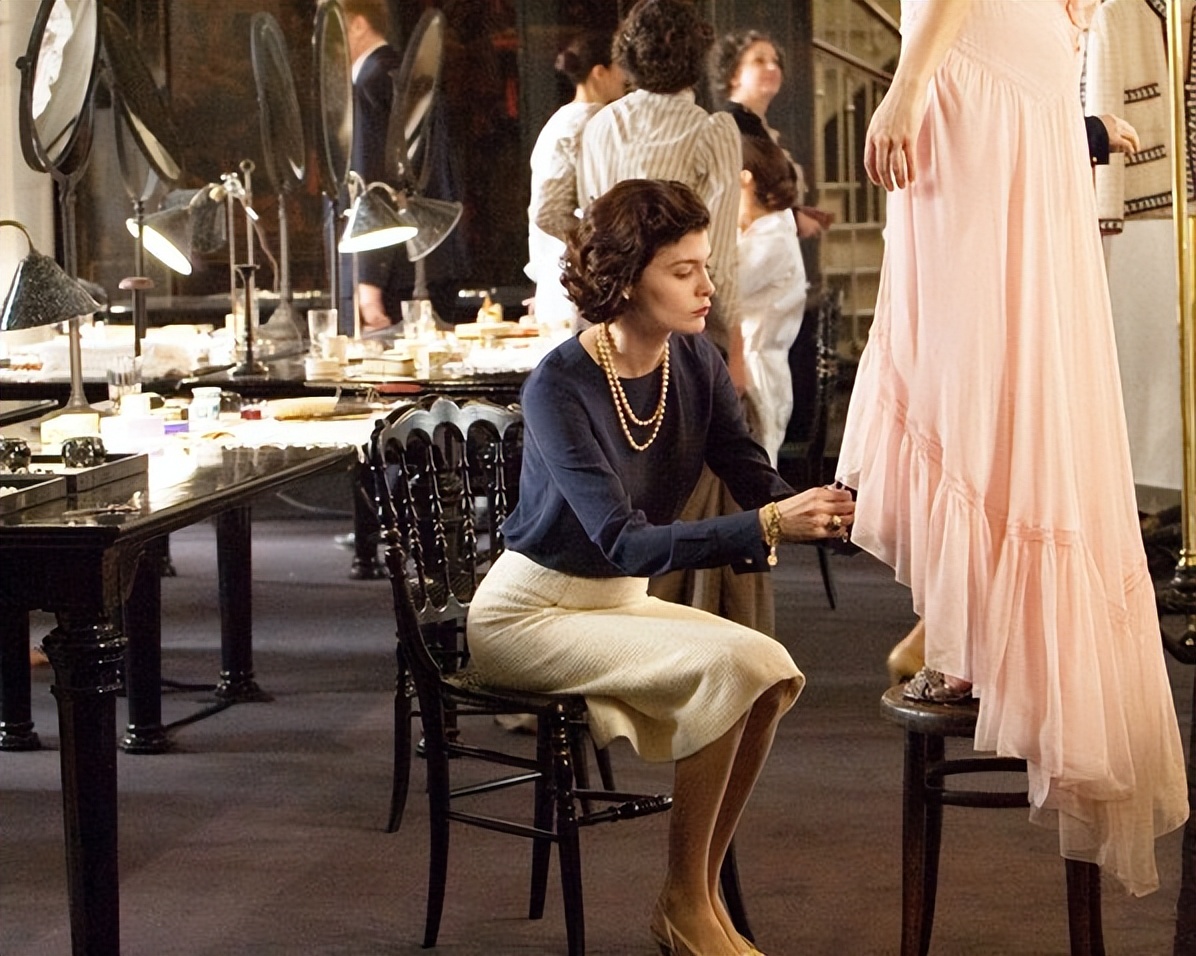 香奈儿人生经历,香奈儿最后的女神