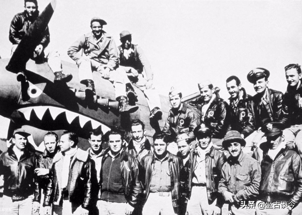 虎虎虎，美英养虎为患终被虎啃：*共中**南方局开展千里香港大营救