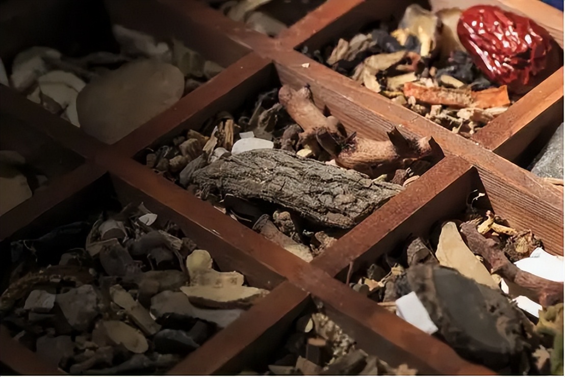 中医养生调理关节疼痛的方剂,中医治疗关节疼痛的最佳中医方