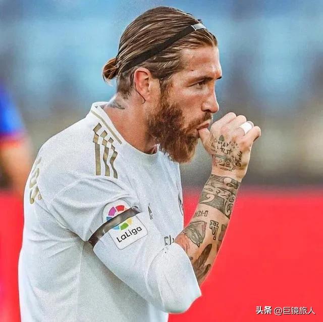 拉莫斯年轻时的惊天远射,历史最强后卫排名