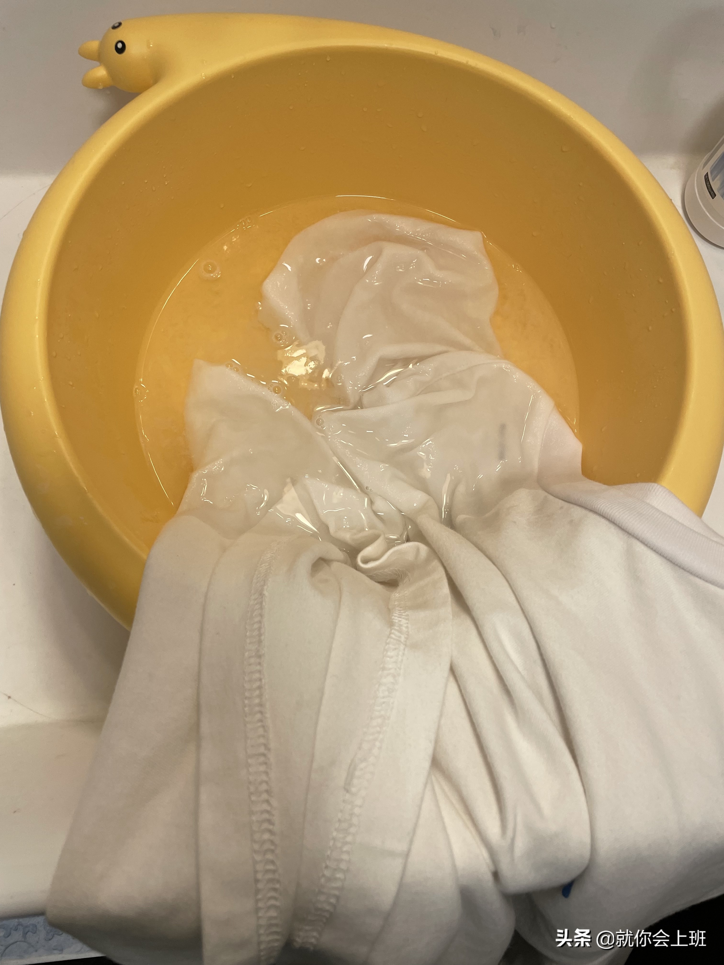 白色纯棉衣服染了蓝色怎么办,全棉衣服染上颜色怎么办