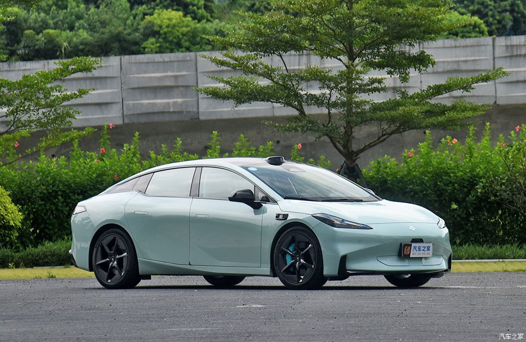 昊铂gt七翼版710超充版自由灰,使尽全力