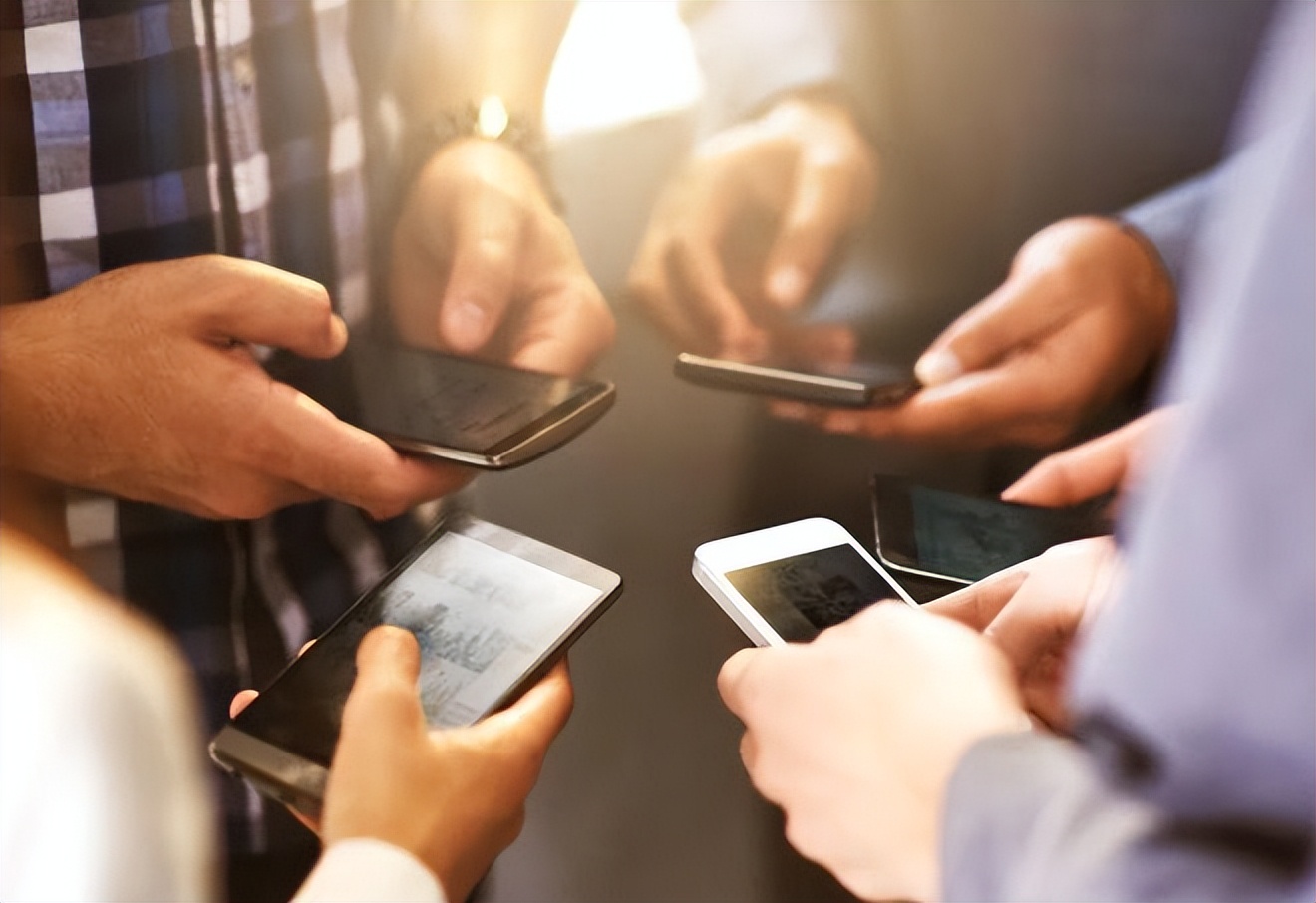 百度造风，联盟降雨