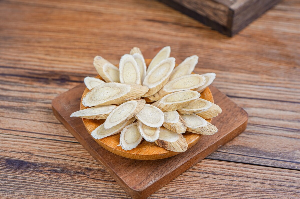 适合脾胃虚寒夏天喝的养生茶,适合祛寒气祛湿气的茶