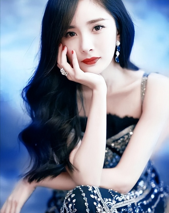 杨幂王鸥家庭,杨幂被后妈欺负争夺家产下集