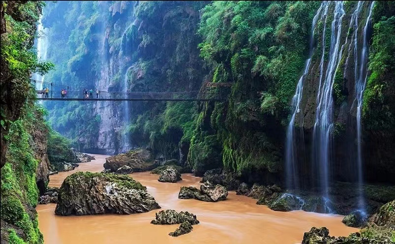 贵州十大旅游景点自驾游攻略,贵州六盘水旅游十大景点介绍