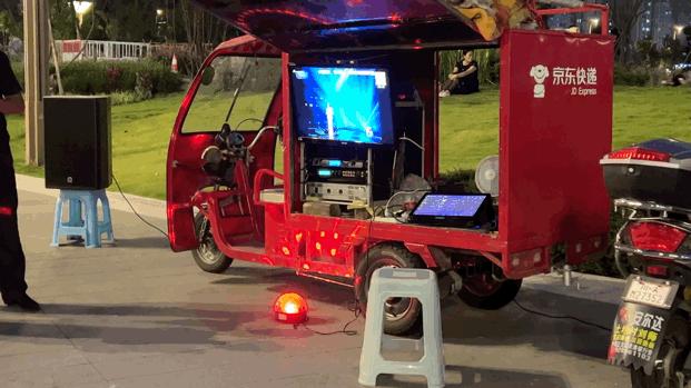 凤凰山，宇宙级草根网红孵化中心