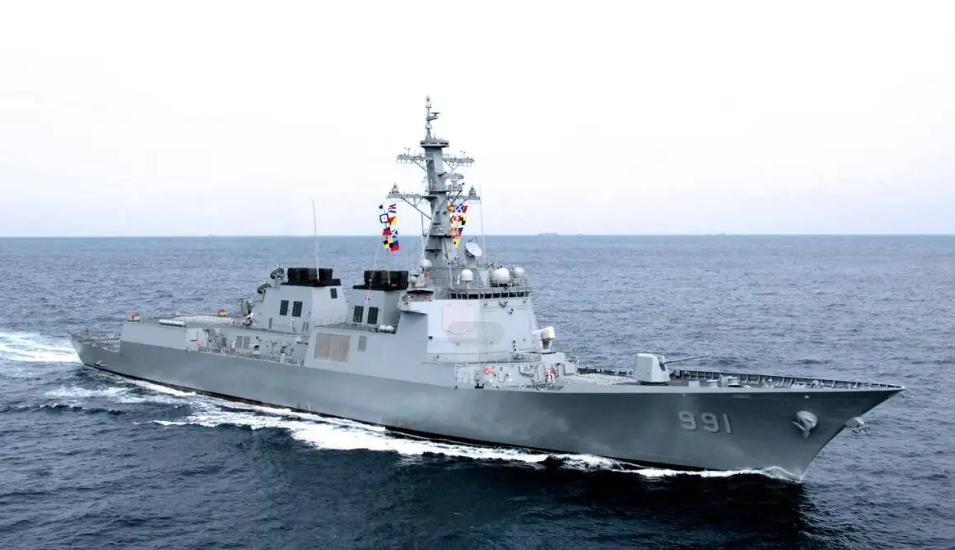 抹黑发财？韩国海军第二批“盾舰”即将下水，055面临日韩夹击
