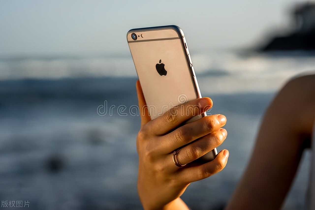 iphone6s不换电池会怎么样,iphone6s用8年没升级