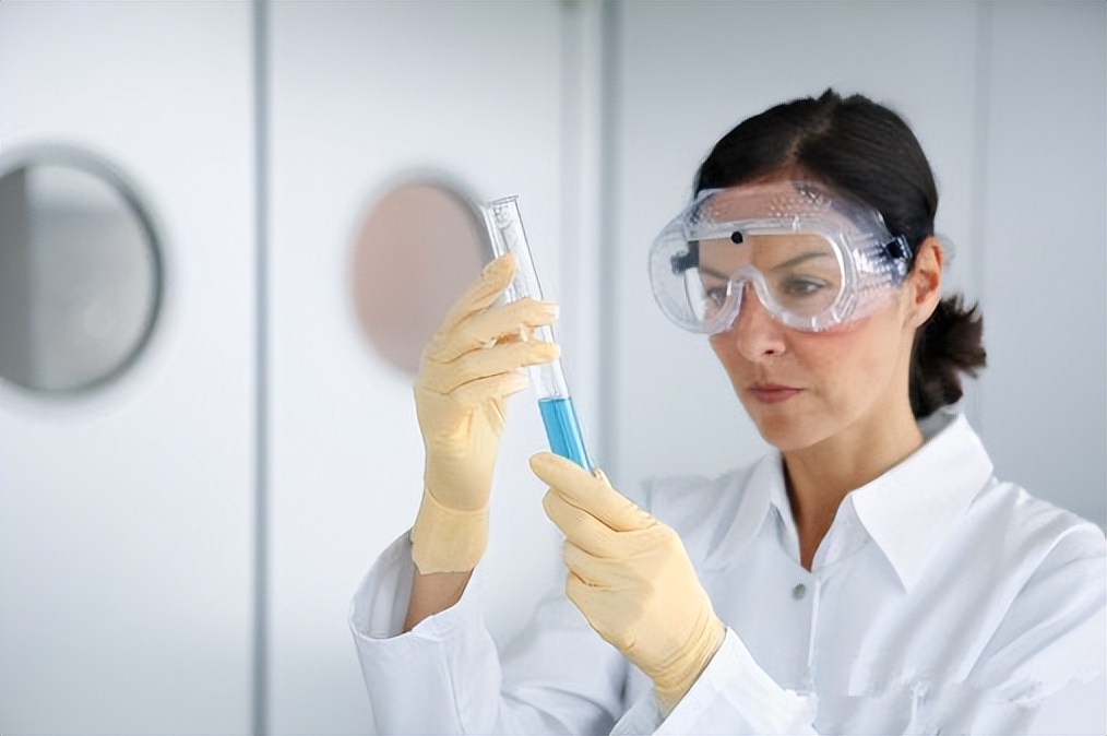 男子精子少还有怀孕的可能吗,男子精子低怀孕容易流产么