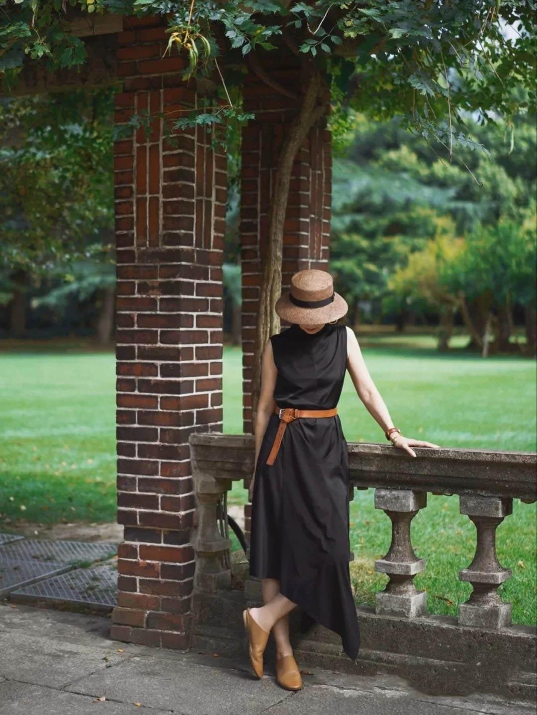 戴帽子女士好看时尚,戴帽子气质女人