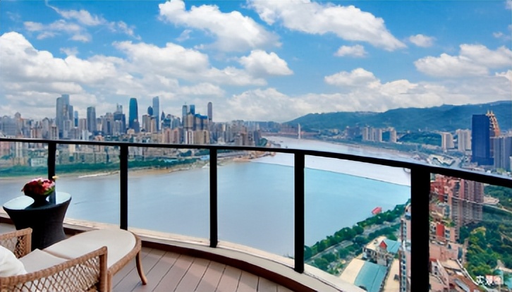 珊瑚水岸空中大别墅,珊瑚水岸顶跃3层