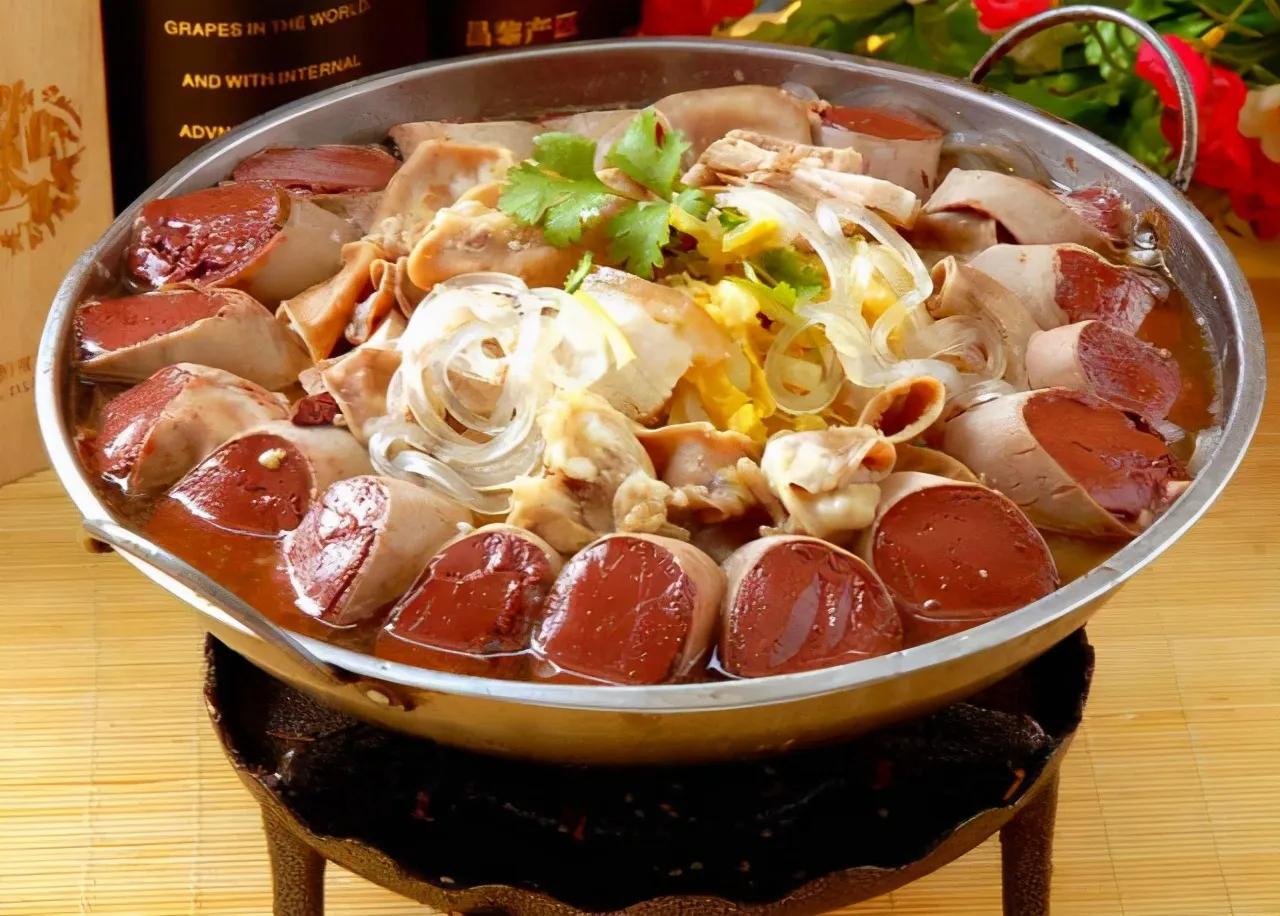 东北十大名菜都有什么你吃过几道,盘点东北出名的12道名菜