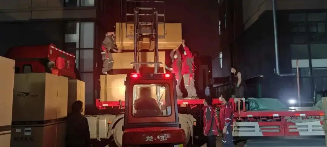 中国捐20亿抗击疫情,国内疫情上海捐了什么东西