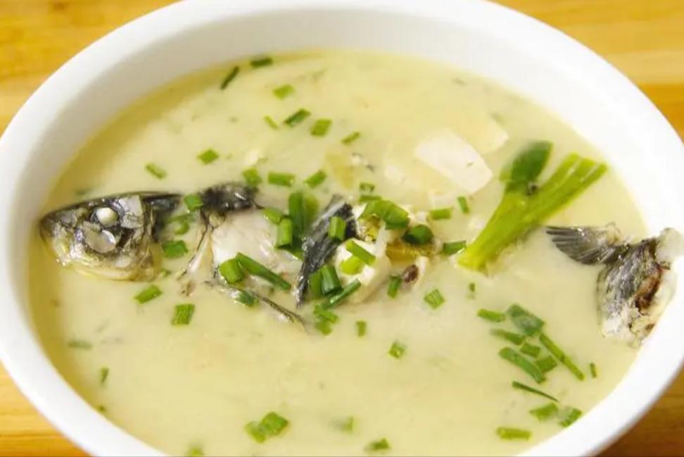 骨折以后要注意什么饮食呢,骨折后饮食应注意哪些呢