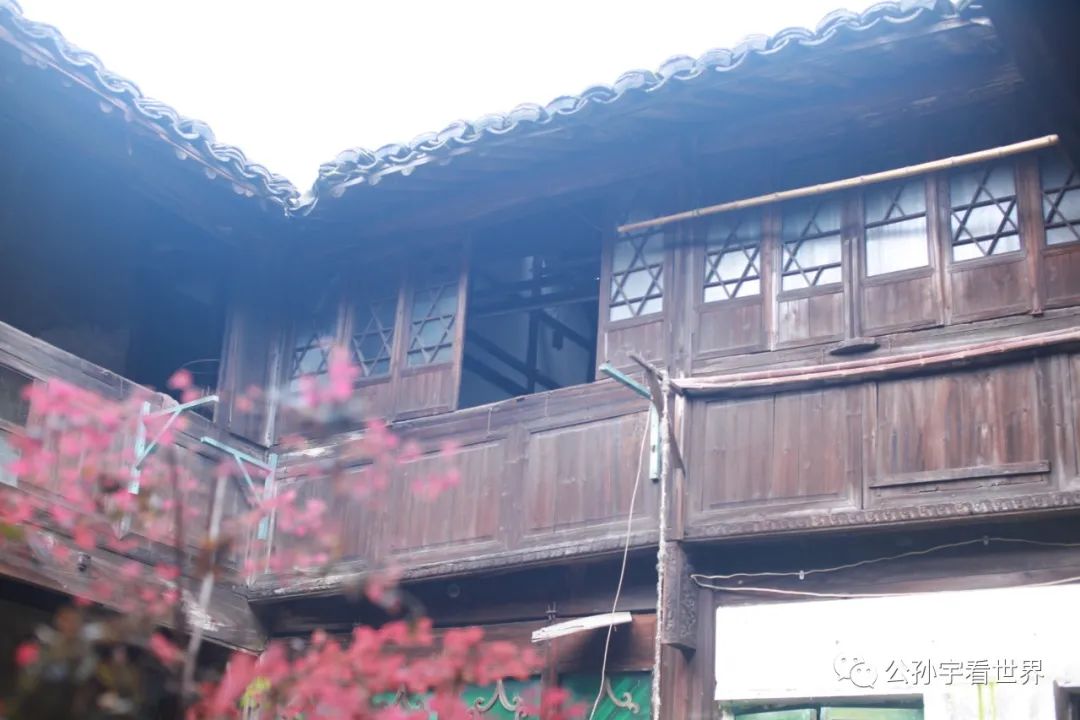 徜徉在古色古香,徜徉于千年古城老街