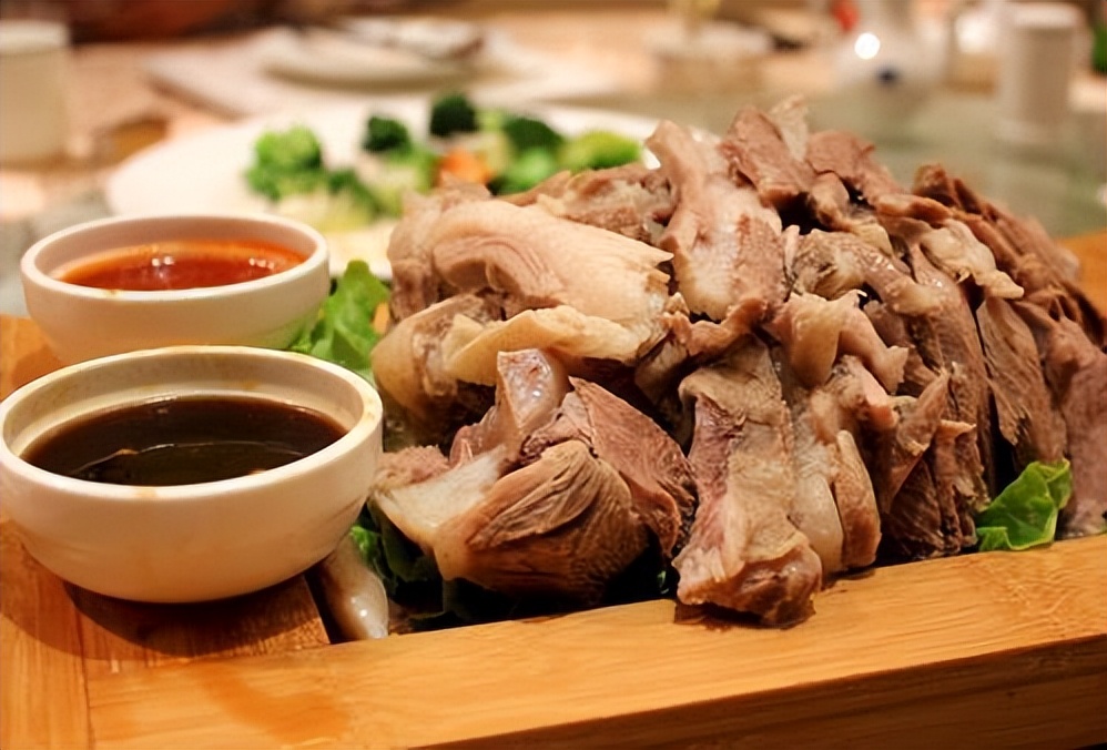 羊肉是肝病发物医生4种食物少吃,羊肉是发物吗有炎症能吃牛肉吗