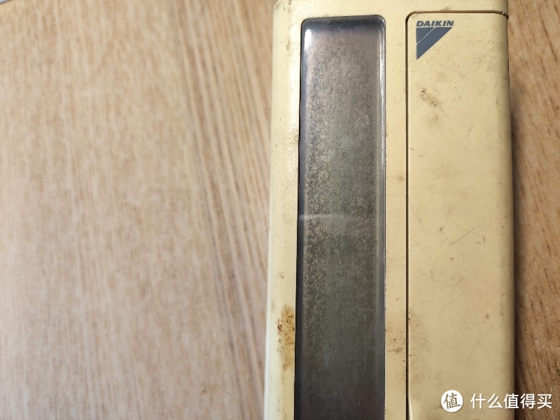 老式电视遥控器坏了怎么修,最老的遥控器按键坏了怎么办