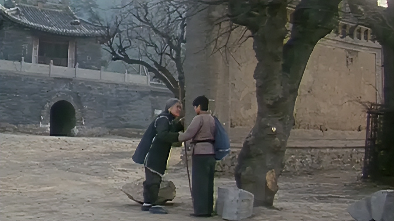 时代与命运给的“苦与痛”《清凉寺钟声》质朴无华的佳作