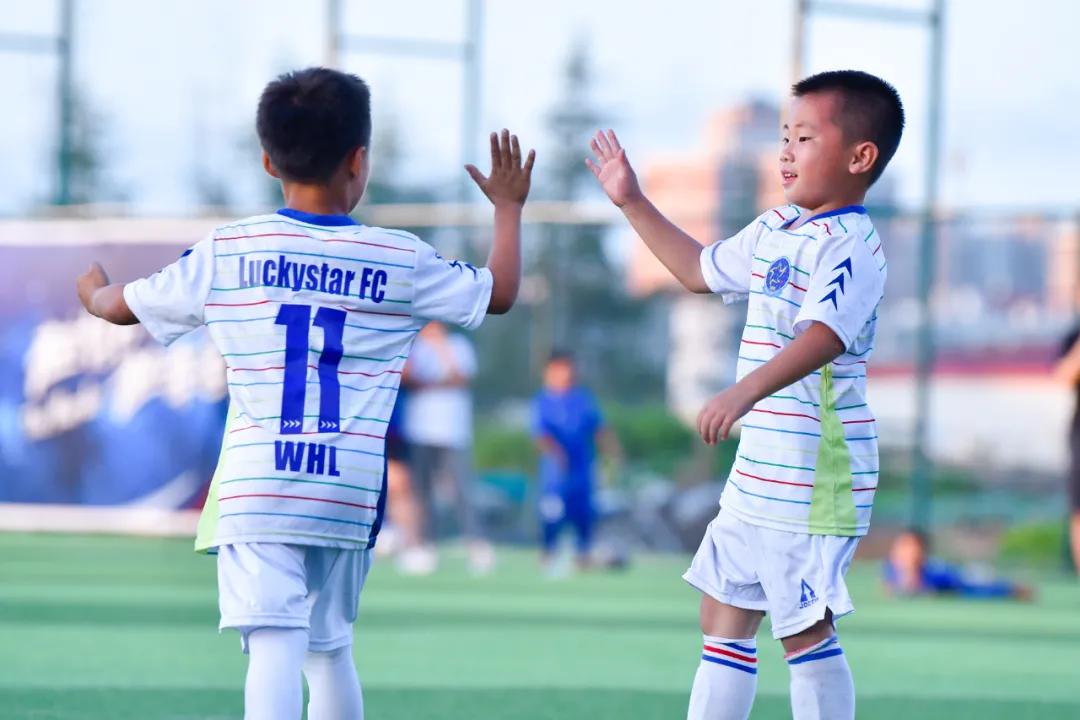 寒假马上来啦让孩子来学艺术吧,寒假来啦孩子们的美好时光很充实