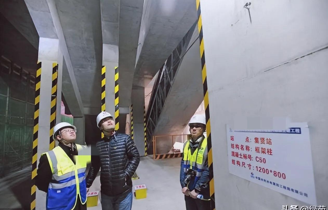 现场监理员责任大不大,施工现场监理不在现场处罚规定