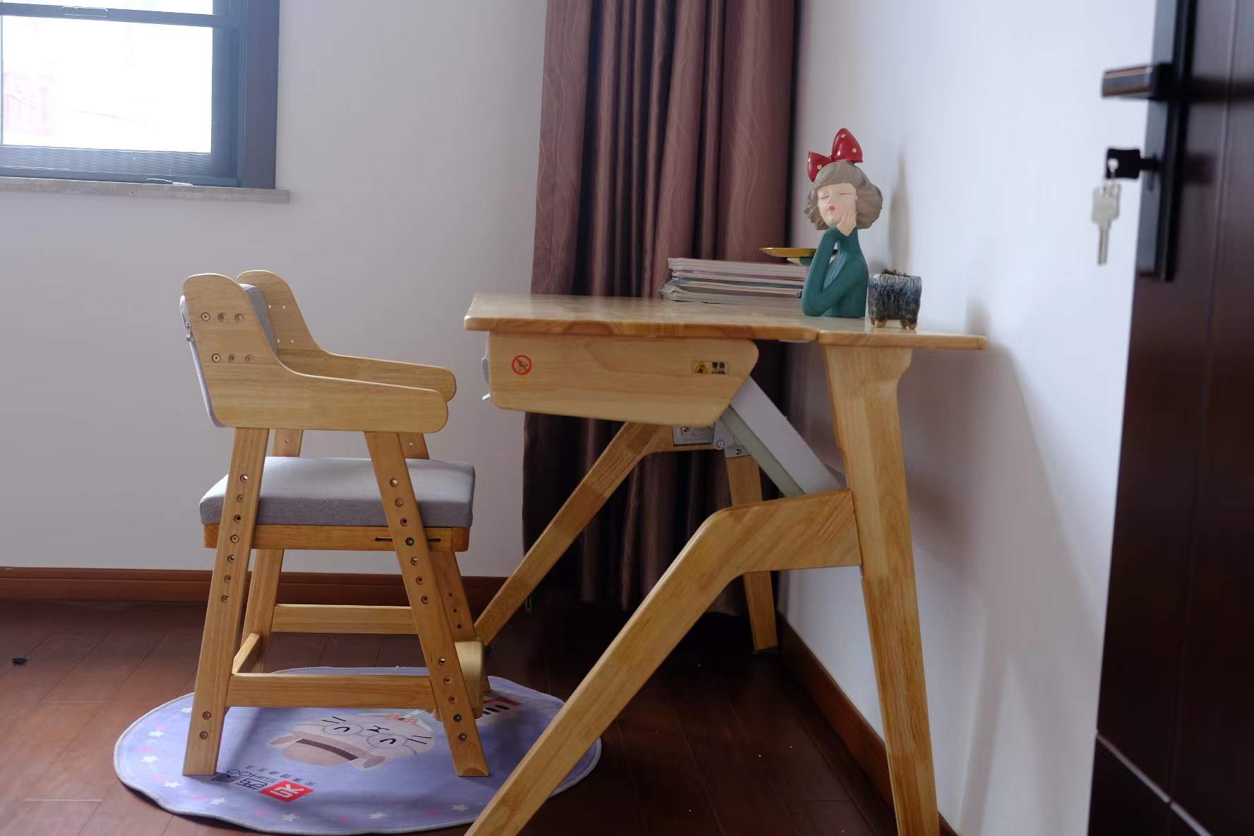 孩子实木学习桌椅怎么选,如何选择儿童学习桌椅