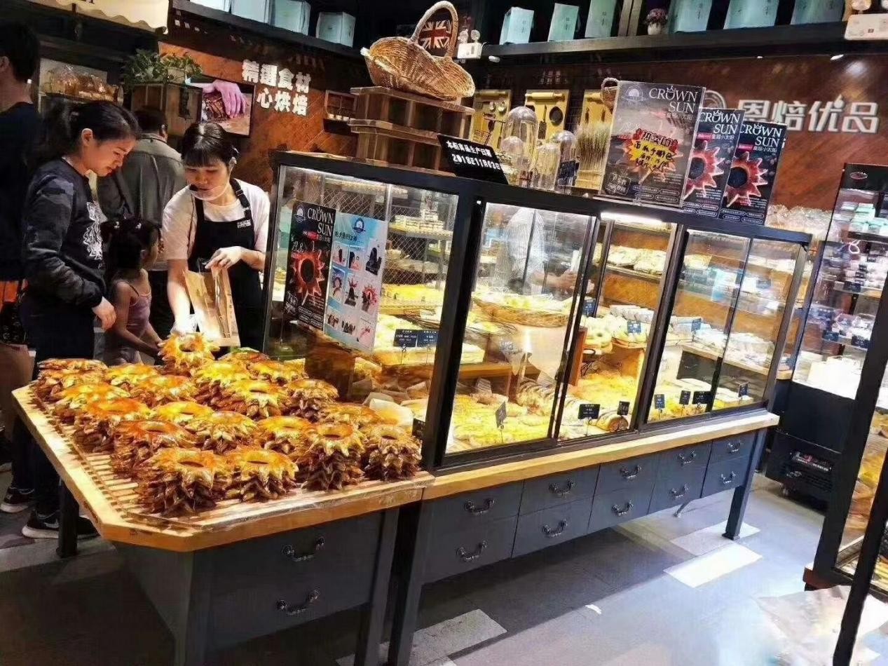 开一个面包加盟店需要多少钱成本,开一家面包店需要多少加盟费