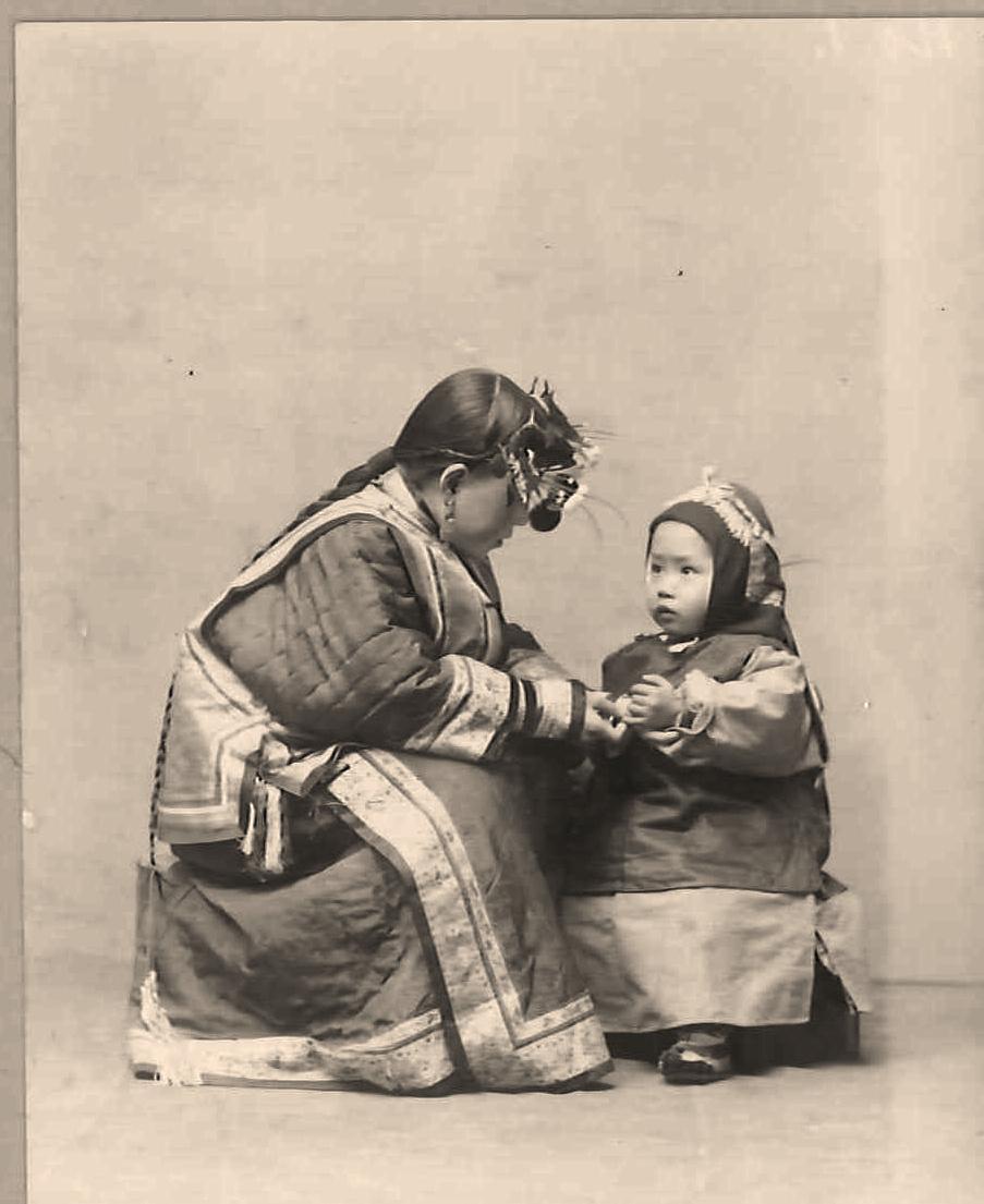 日军日记：*安妇慰**不服从管教，我很愤怒，用*刀刺**插入她的*体下**