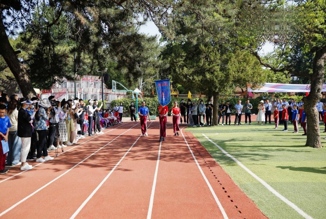 随县炎帝学校团队赴北京参会纪实
