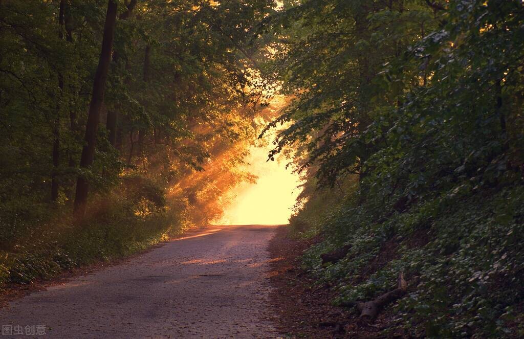 生活无奈又现实的句子朋友圈配图,销售早安朋友圈高质量句子加配图