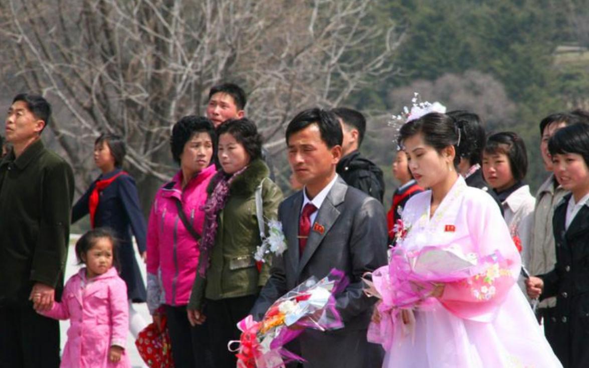 一个月仅有几百元，朝鲜这么低的工资，为何国民幸福指数还是很高